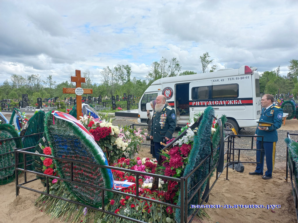 Аллея Славы — Официальный сайт Хабаровских Казаков из Хуторского казачьего  общества «Хутор Дьяченковский» города Хабаровска Приамурского  Патриотического Союза 